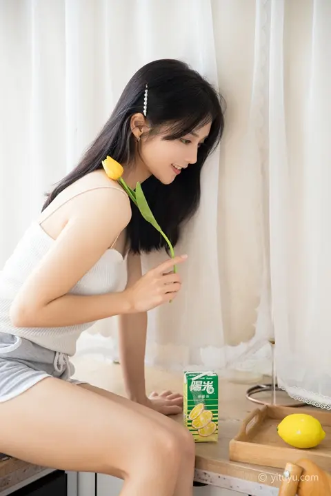 Y154 爱与光 雨文[25P／315MB]