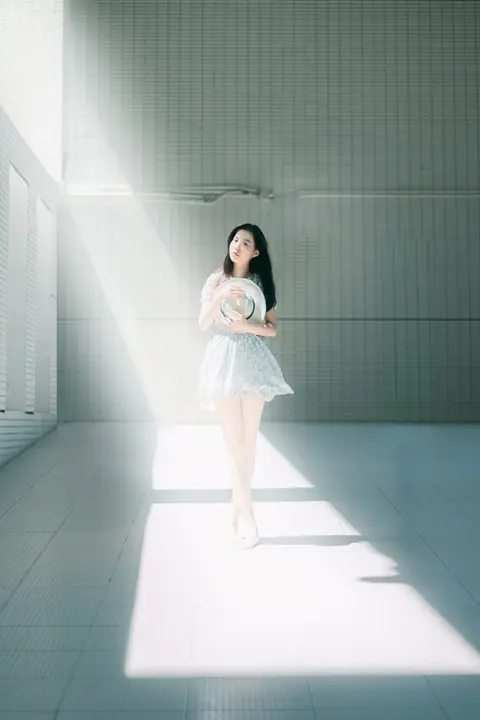 Y280 夏の彼女 张潇云[27+1P／274MB]