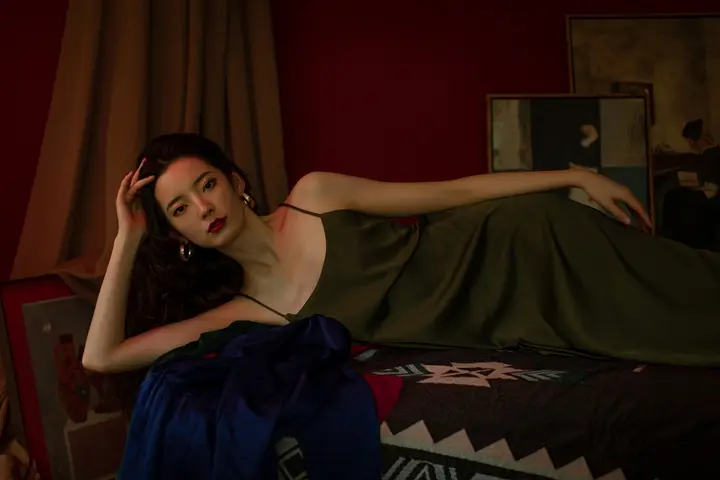 Y153 奥菲利亚 Miya怡君[21+1P／319MB]