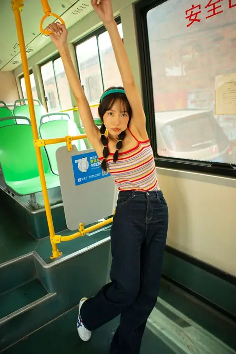 Y159 happy tune 奶茶妹MM[27+1P／398MB]