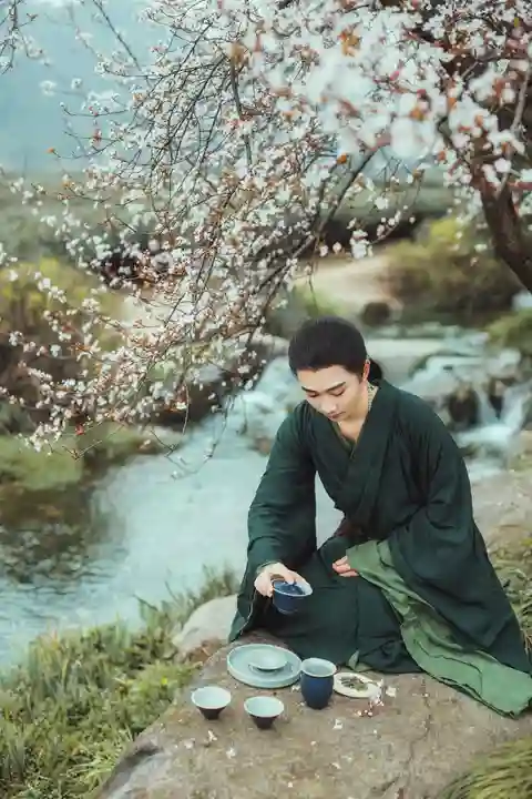 Y372 山泉煎茶 敬贤[19+1P／189MB]