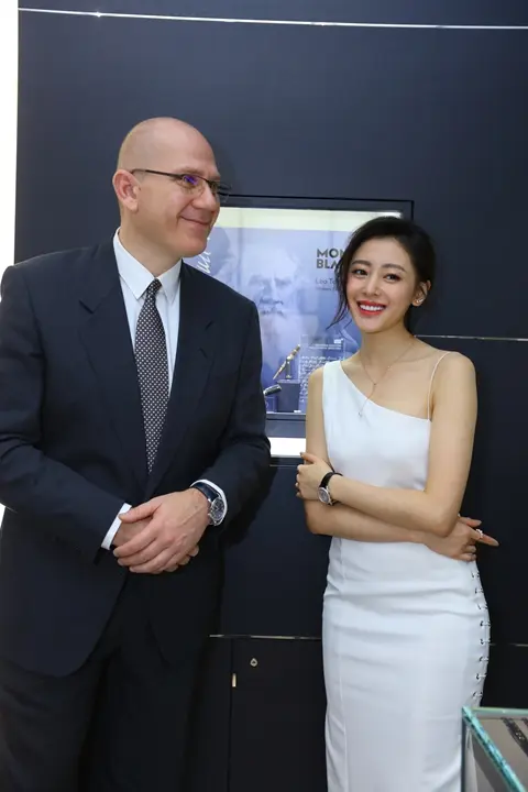 M941 张天爱白裙品牌活动-221p-3m