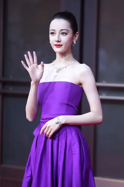 M605 热巴有特写110p-12m