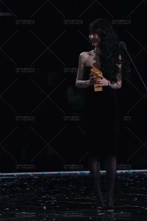 M901 田曦薇腾讯星光大赏92p-12m